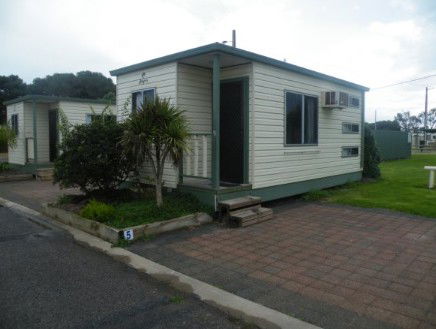 Edithburgh Caravan Park - South Australia Travel 0