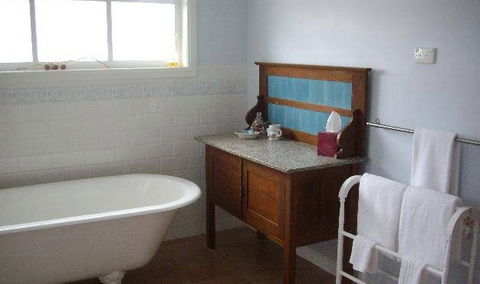 Sonntag House - South Australia Travel 1