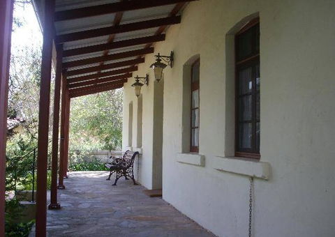 Sonntag House - South Australia Travel 8