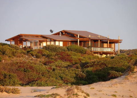 Sleaford Bay Retreat - South Australia Travel 9