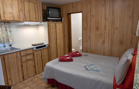 Moonta Bay Road Cabins And Cottages - South Australia Travel 5