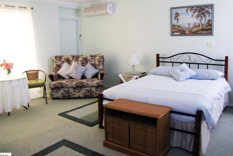 The Linear Way Bed And Breakfast - South Australia Travel 0