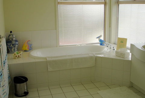 The Linear Way Bed And Breakfast - South Australia Travel 1