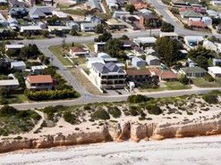 The Lighthouse Accommodation - South Australia Travel 2