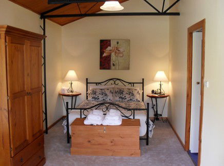 The Old Oak Bed And Breakfast - The Shearing Quarters - South Australia Travel 1