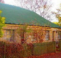 Colonial Cottages of Ross - Captain Samuels Cottage - South Australia Travel