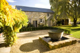 Red Feather Inn - The - South Australia Travel 0