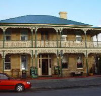 Richmond Arms Hotel - The - South Australia Travel