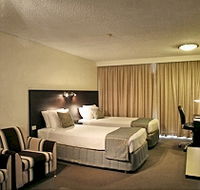 St Ives Hotel - South Australia Travel