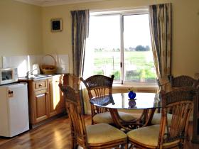 Taras Richmond Farmstay - South Australia Travel 0