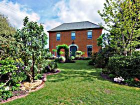 Mrs Currie's House B&B - South Australia Travel 0