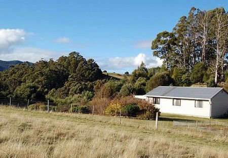 Engadine Cottage - South Australia Travel 5