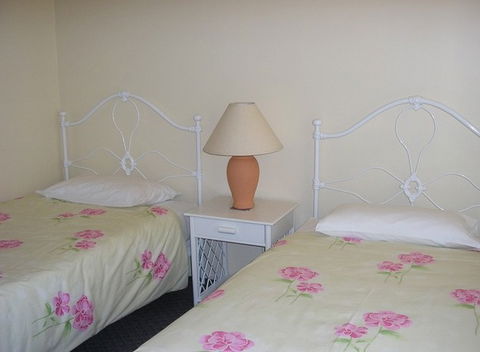 Kuranda Villas - South Australia Travel 4