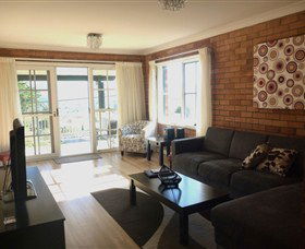 The Beach Retreat - South Australia Travel 0