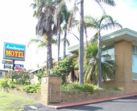 Sandpiper Motel - South Australia Travel 0