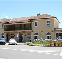 The Huskisson on Jervis Bay - South Australia Travel