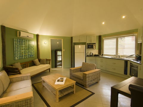Glasshouse Mountains Ecolodge - South Australia Travel 3