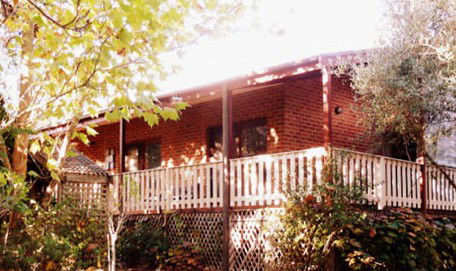 Old England Accommodation - South Australia Travel 4