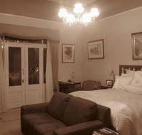 Silver Birch Bed  Breakfast - South Australia Travel