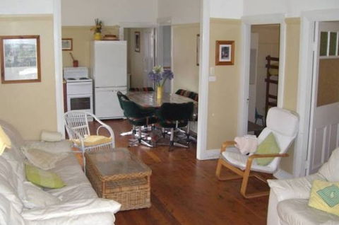 Calm Waters Waterfront Cottages - South Australia Travel 1