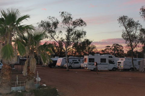 Lightning Ridge Tourist Park - South Australia Travel 4