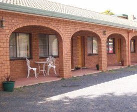 Cooma Country Club Motor Inn - South Australia Travel 0