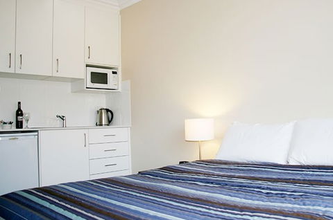 Merivale Motel Tumut - South Australia Travel 0