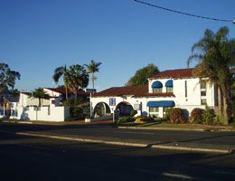 Alabaster Motor Inn - South Australia Travel 3