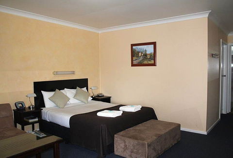 Taree Highway Motor Inn - South Australia Travel 1