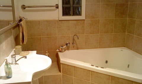 Hillview Oak Bed And Breakfast - South Australia Travel 3