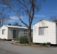 Leeton Caravan Park - South Australia Travel