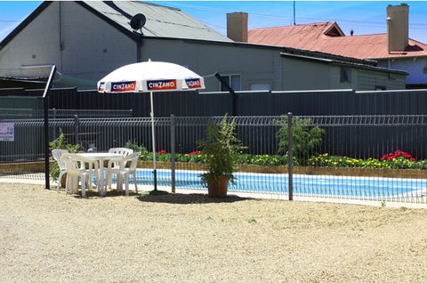 Camellia Motel - South Australia Travel 1
