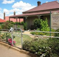 Courthouse Cottage B and B - South Australia Travel