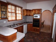 Central Court Apartments - South Australia Travel 4