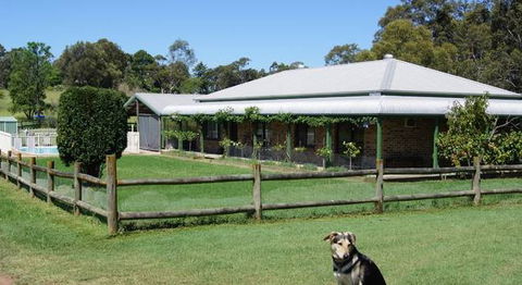 Blackthorn Hill Retreat - South Australia Travel 0