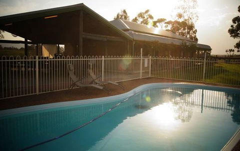 Blackthorn Hill Retreat - South Australia Travel 3