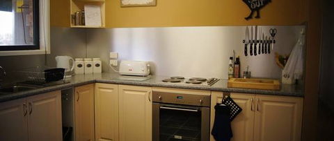 Blackthorn Hill Retreat - South Australia Travel 4