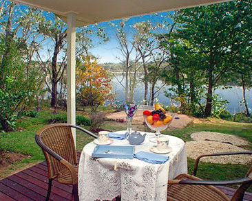 Blue Mountains Lakeside Bed And Breakfast - South Australia Travel 5