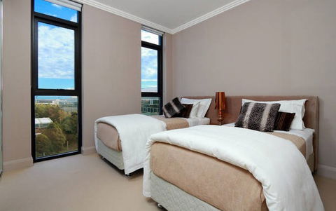 Australia Towers 19.06 - South Australia Travel 2