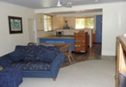 Leeway Beach House - South Australia Travel 0
