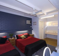 Moore Park Beach Motel - South Australia Travel