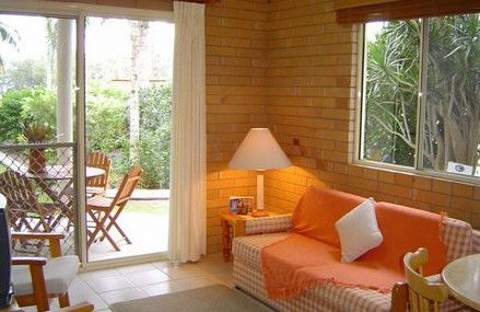 Shoreline Apartments Woodgate Beach - South Australia Travel 3