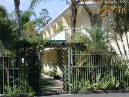 Bayshores Holiday Apartments - South Australia Travel 0