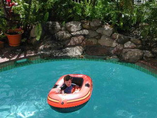 Bayshores Holiday Apartments - South Australia Travel 1