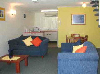 Bayshores Holiday Apartments - South Australia Travel 3