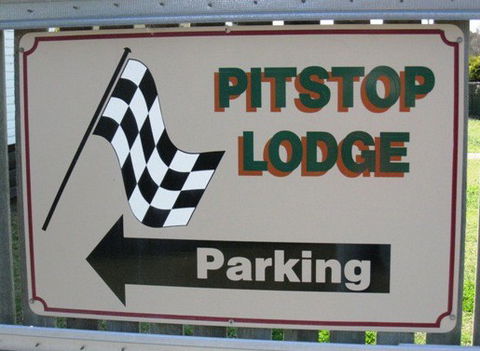 Pitstop Lodge Guesthouse And Bed And Breakfast - South Australia Travel 3