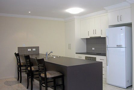 Annand Mews Serviced Apartments - South Australia Travel 0