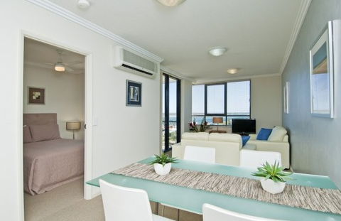 Aqualine Apartments - South Australia Travel 5