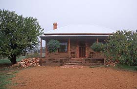 York Cottages - South Australia Travel 0