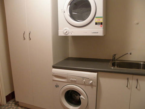 Adair Apartment - South Australia Travel 6